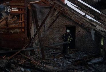 Россияне массированно ударили по Киеву и области баллистическими ракетами: есть раненые и жертва