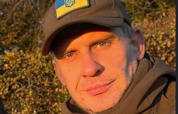 Відомий актор-воїн повідомив про горе в родині