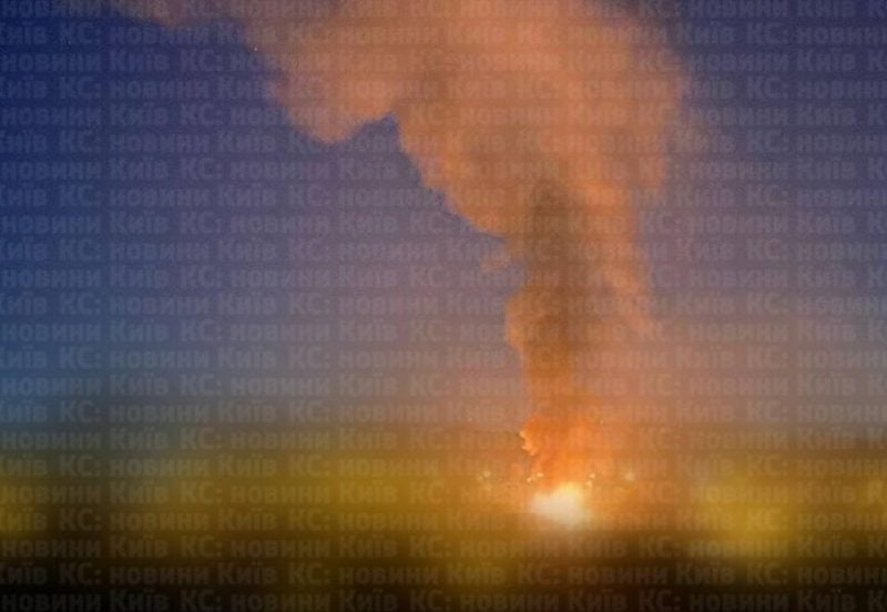 Росіяни масовано вдарили по Києву та області балістичними ракетами: є влучання та поранені