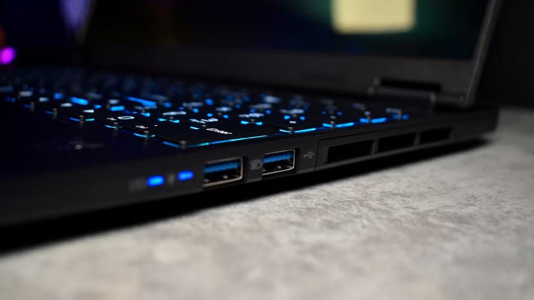 Мы годами использовали USB-порты неправильно: что на самом деле означают их цвета Мы годами использовали USB-порты неправильно: что на самом деле означают их цвета