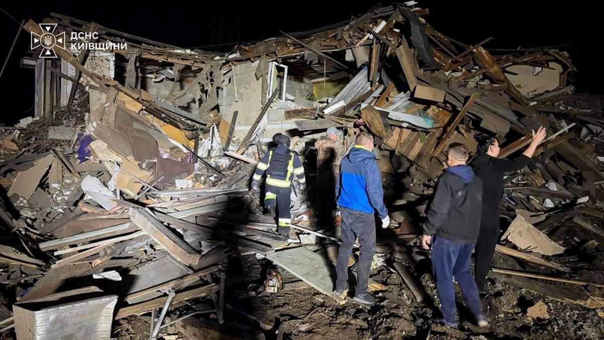 Россия усилила атаки на Киев: в СМИ высказали предположение, чего этим хочет добиться Путин Россия усилила атаки на Киев: в СМИ высказали предположение, чего этим хочет добиться Путин