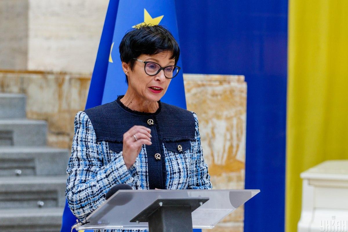 Україна не отримає ні пільг, ні привілеїв у процесі вступу до ЄС, - єврокомісар Кос