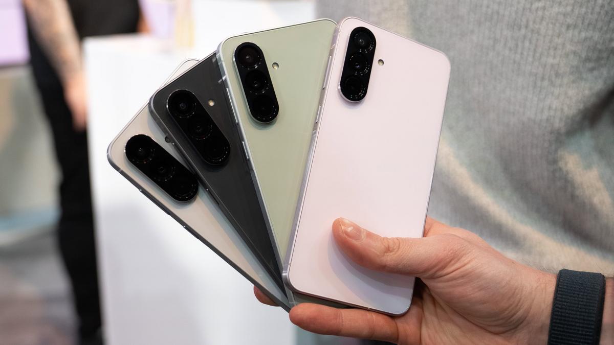 Кінець бюджетних смартфонів: ціни на моделі Samsung і Google різко зросли Кінець бюджетних смартфонів: ціни на моделі Samsung і Google різко зросли