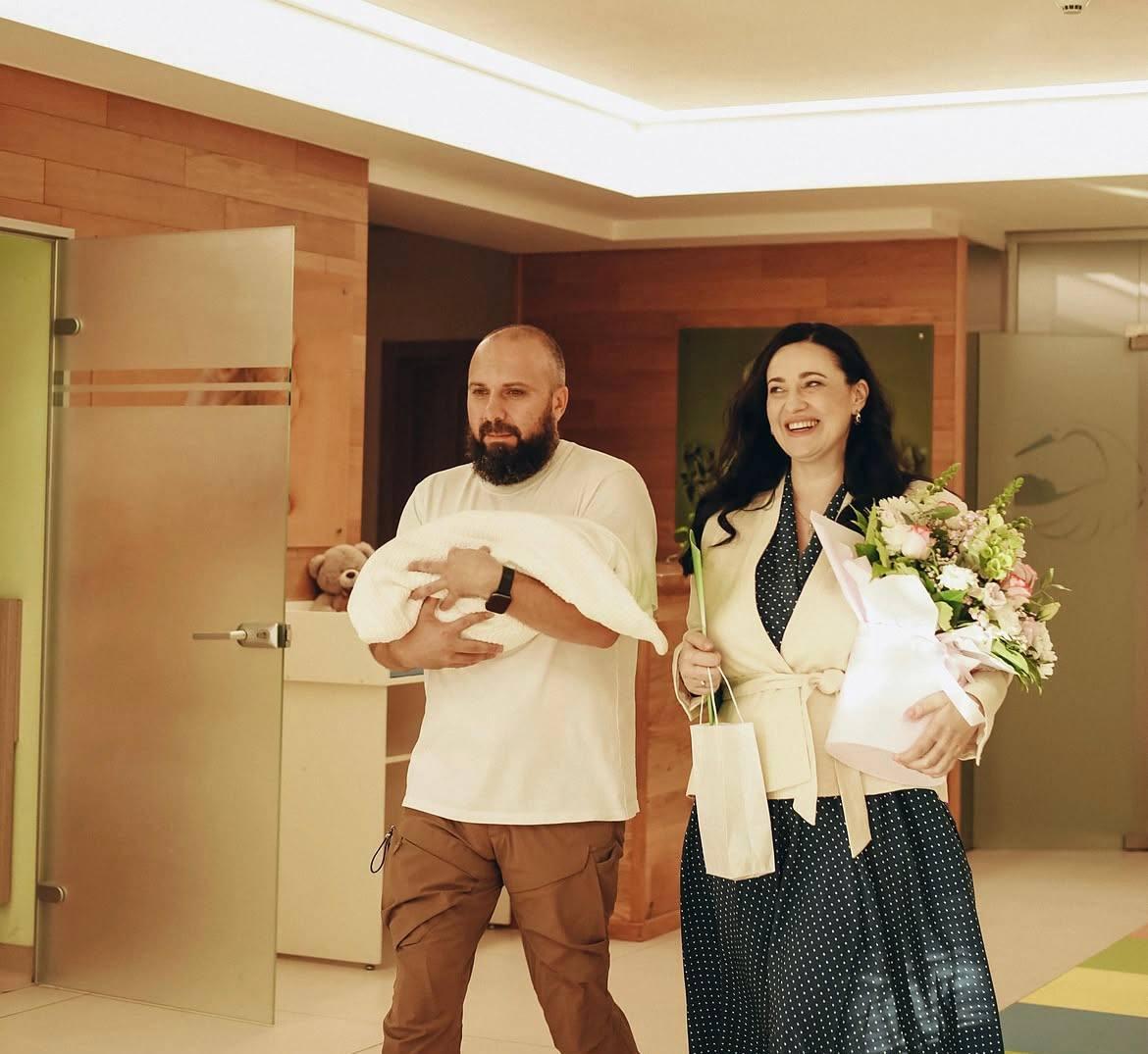 Вітвіцька розповіла, як минув перший тиждень материнства та показала нові фото сина
