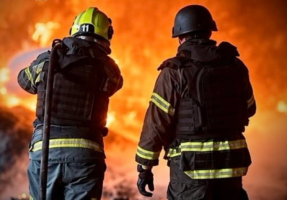РФ вдарила по підприємству в Олександрії: сталася пожежа, є загиблі