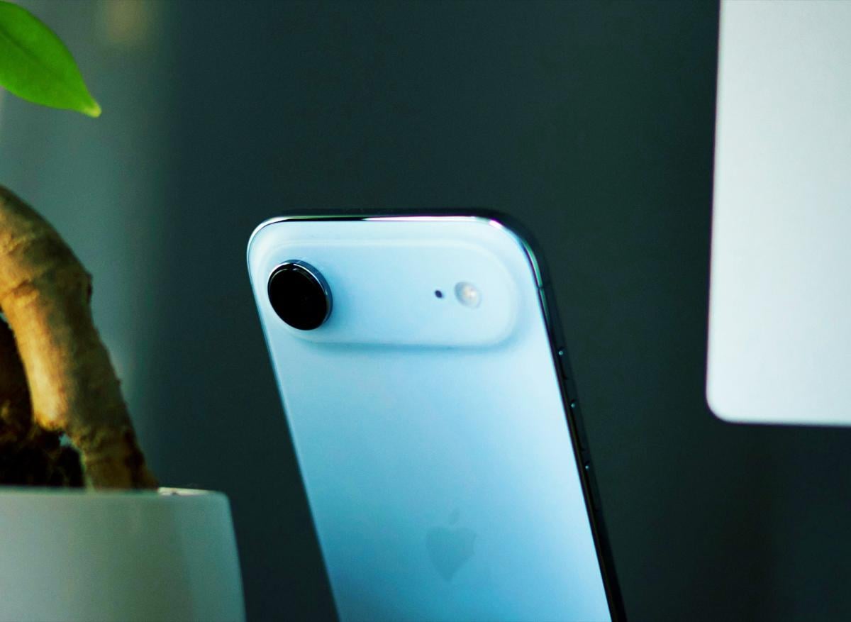 Apple зробить iPhone Air 2 ще тоншим, виправивши головний недолік першої моделі Apple зробить iPhone Air 2 ще тоншим, виправивши головний недолік першої моделі