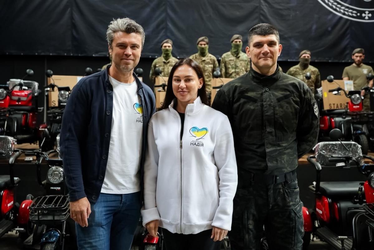 Допомога ГУР і технології для фронту: Християнський корпус, фонд 'Надія' і Валерій Дубіль підтримали 'Спецпідрозділ Тимура' Допомога ГУР і технології для фронту: Християнський корпус, фонд 'Надія' і Валерій Дубіль підтримали 'Спецпідрозділ Тимура'