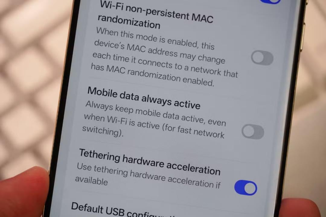 Android-смартфон працюватиме довше після вимкнення цієї 'корисної' функції Android-смартфон працюватиме довше після вимкнення цієї 'корисної' функції