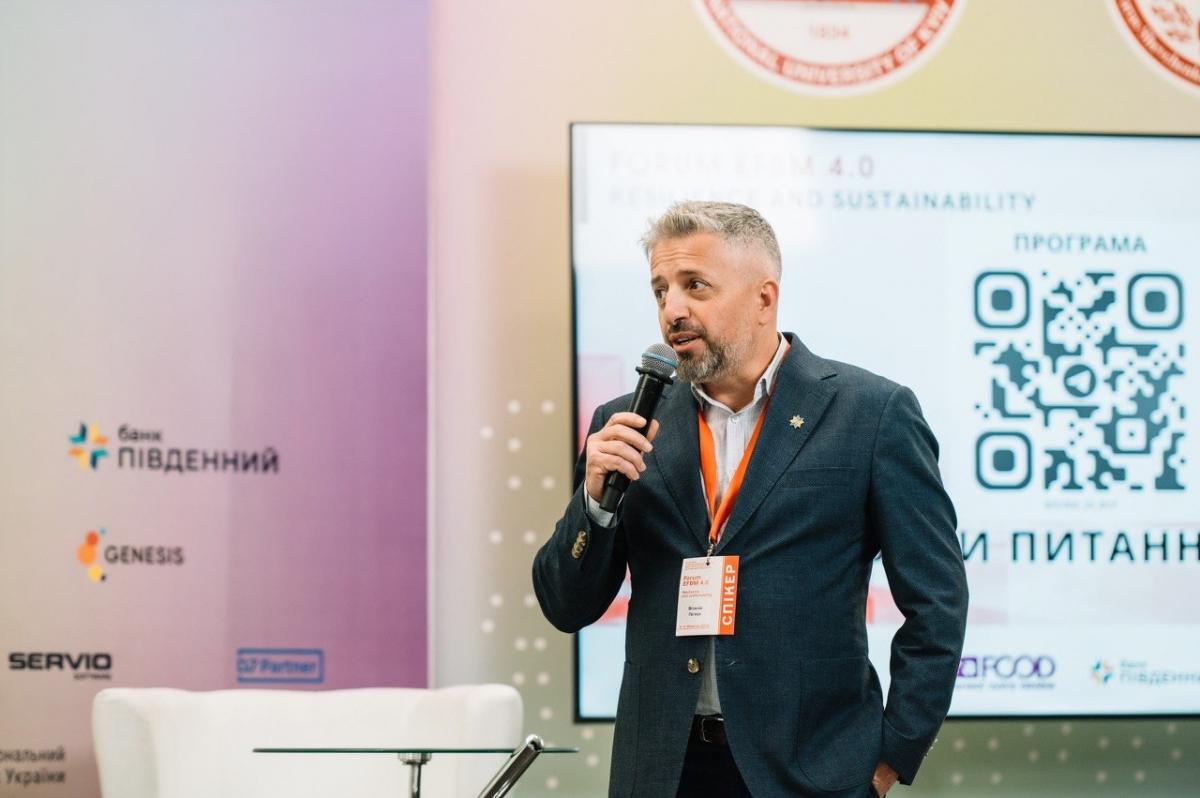 Бізнес під обстрілами. Як українські компанії змінюють стратегії, щоб вистояти Бізнес під обстрілами. Як українські компанії змінюють стратегії, щоб вистояти
