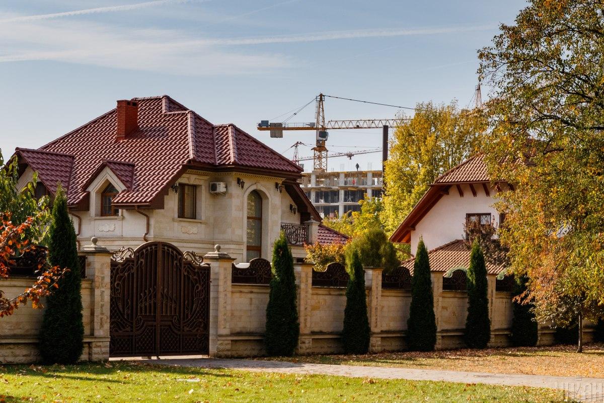 Золоті квадратні метри: Закарпаття 'не гумове' і дуже дороге
