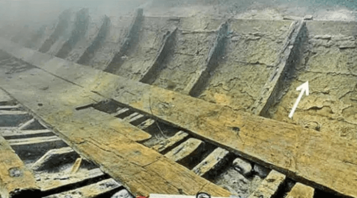На дне Черного моря археологи нашли 2000-летний военный корабль На дне Черного моря археологи нашли 2000-летний военный корабль