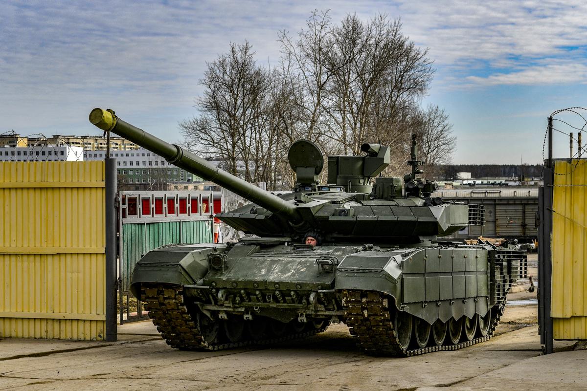 Росія повертає танки на тилові бази зберігання, - осінтери Росія повертає танки на тилові бази зберігання, - осінтери