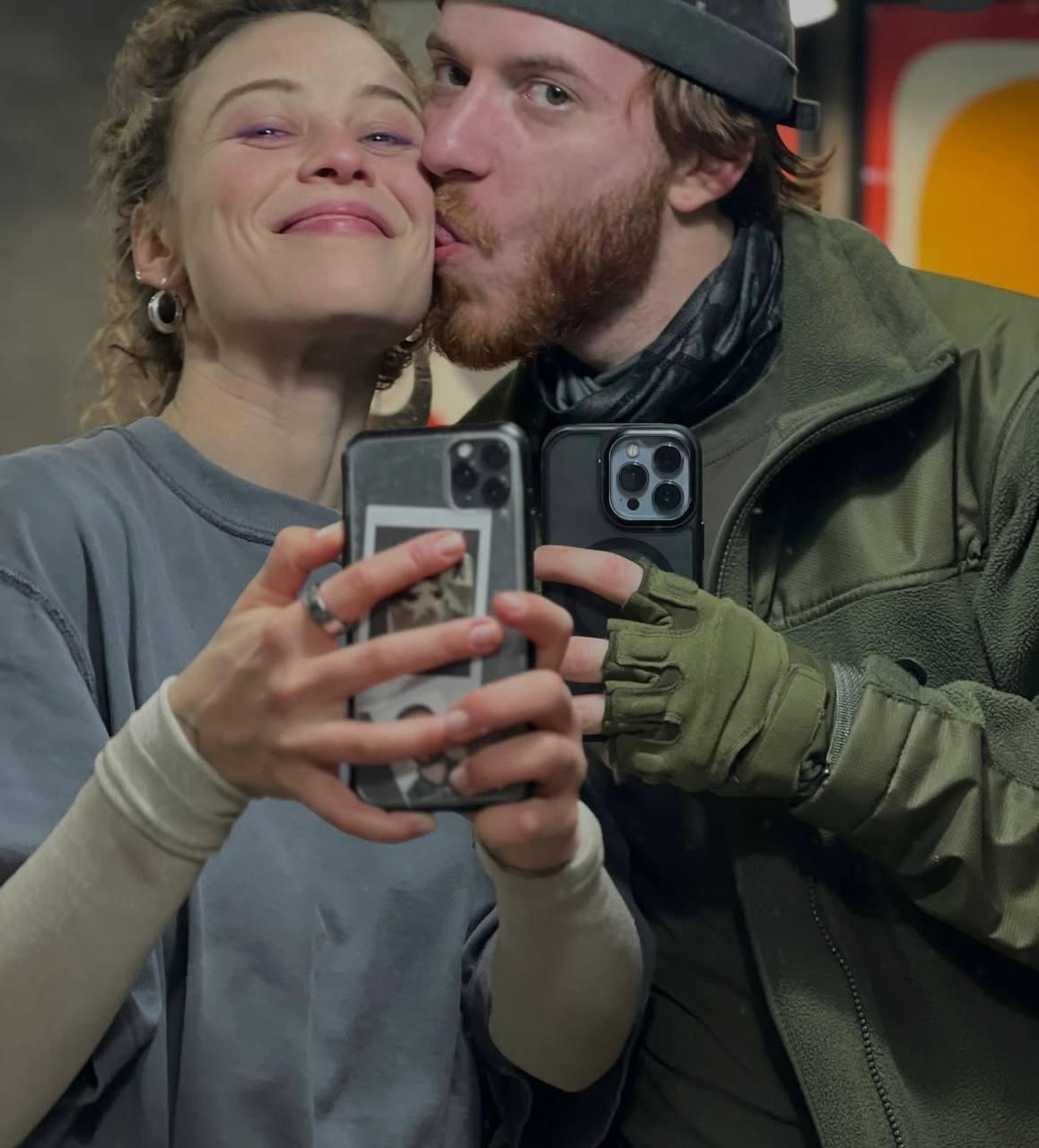 Зірка серіалу 'Коп з минулого' зізналася, як відреагувала на рішення коханого піти в ЗСУ Зірка серіалу 'Коп з минулого' зізналася, як відреагувала на рішення коханого піти в ЗСУ