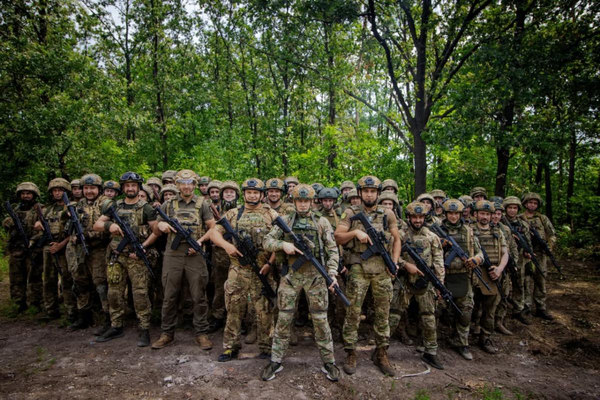 225-й ОШП Олега Ширяєва за вересень знищив 2 батальйони російських окупантів, - Сазонов