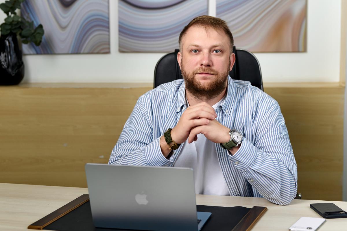 Збій зовнішнього сервісу може зупинити B2B-платформу: Станіслав Андрєєв COO SharksCode пояснив, як знизити ризики Збій зовнішнього сервісу може зупинити B2B-платформу: Станіслав Андрєєв COO SharksCode пояснив, як знизити ризики