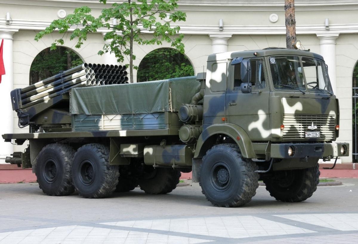 В Беларуси придумали защиту от дронов для своей РСЗО 'БелГрад': как она выглядит В Беларуси придумали защиту от дронов для своей РСЗО 'БелГрад': как она выглядит
