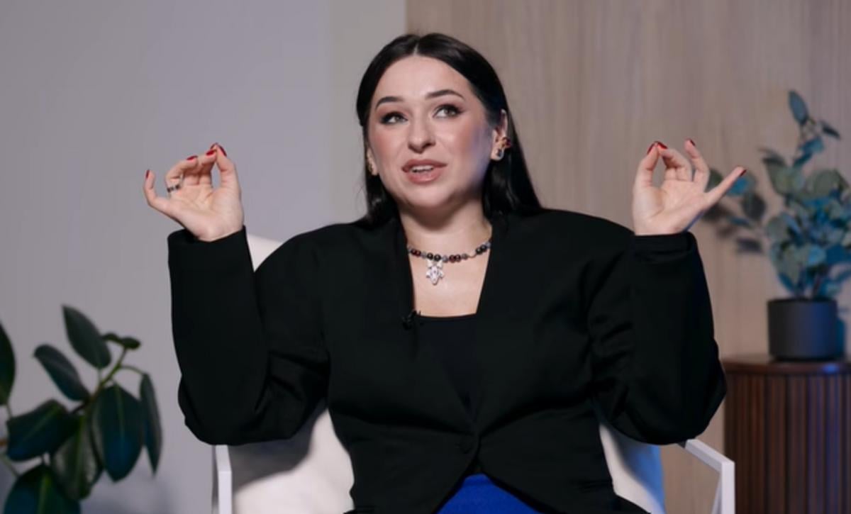 Популярна співачка згадала, як колола ботокс і схудла на 12 кілограмів