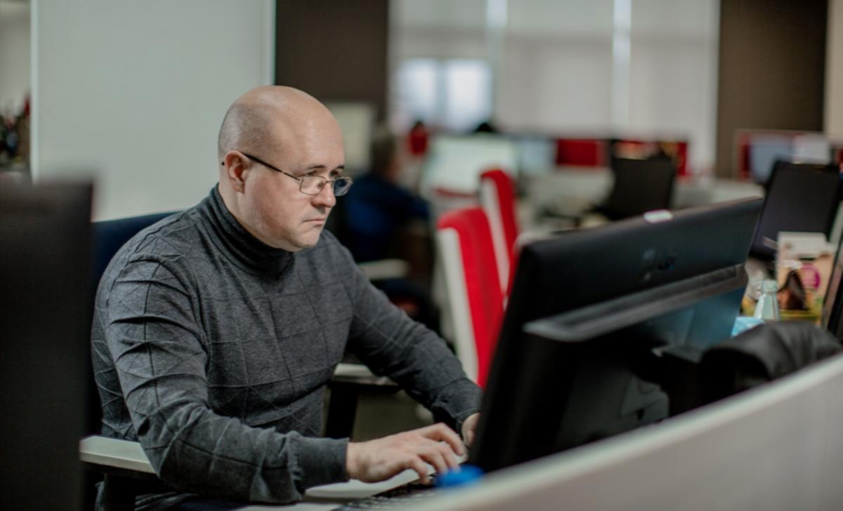 Головна задача - інформувати без надмірних емоцій: випусковий редактор ТСН відверто про марафон 'Єдині Новини' Головна задача - інформувати без надмірних емоцій: випусковий редактор ТСН відверто про марафон 'Єдині Новини'