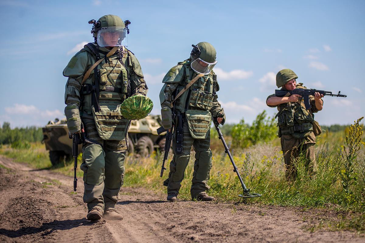 РФ планувала створити 17 дивізій, але змогла лише чотири: експерт пояснив, що завадило Кремлю РФ планувала створити 17 дивізій, але змогла лише чотири: експерт пояснив, що завадило Кремлю