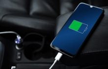 Телефон медленно заряжается в машине: вот почему USB-порт почти бесполезен