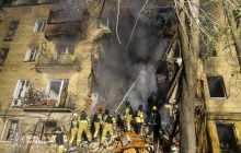 Атака на многоэтажку в Харькове: есть жертвы и более десятка пострадавших