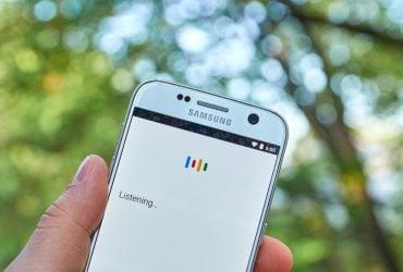 Google отключила Assistant, но пользователи нашли лазейку: как вернуть старого помощника