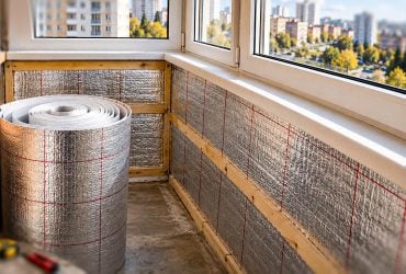 Утеплення балкона своїми руками: чим можна обшити стіни зсередини