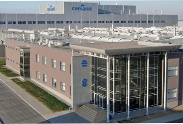 Польський завод Cersanit на Житомирщині повністю зупинив роботу після двох атак Росії