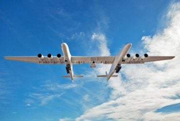Перевершує за розмахом Мрію: найбільший літак у світі повернувся до польотів