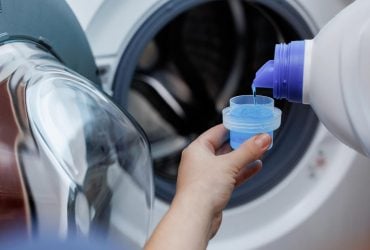 У лоток чи в барабан: куди наливати гель, щоб краще випрати білизну