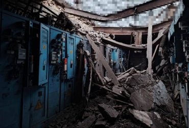 Ситуація критична: 70-тисячне місто без світла вже п'яту добу після ударів РФ