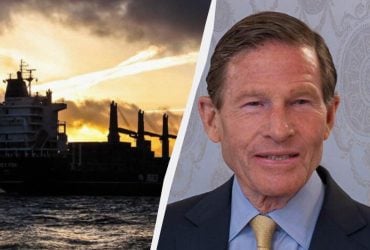 "Розвертайтеся, поки не пізно": сенатор США пригрозив суднам із російським дизелем
