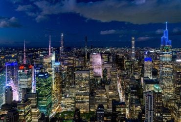 США теряют миллионы туристов: почему иностранцы стали реже посещать страну