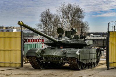 Росія повертає танки на тилові бази зберігання, - осінтери