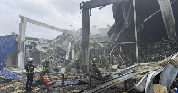 РФ атакувала гіпермаркет Метро в Рівному