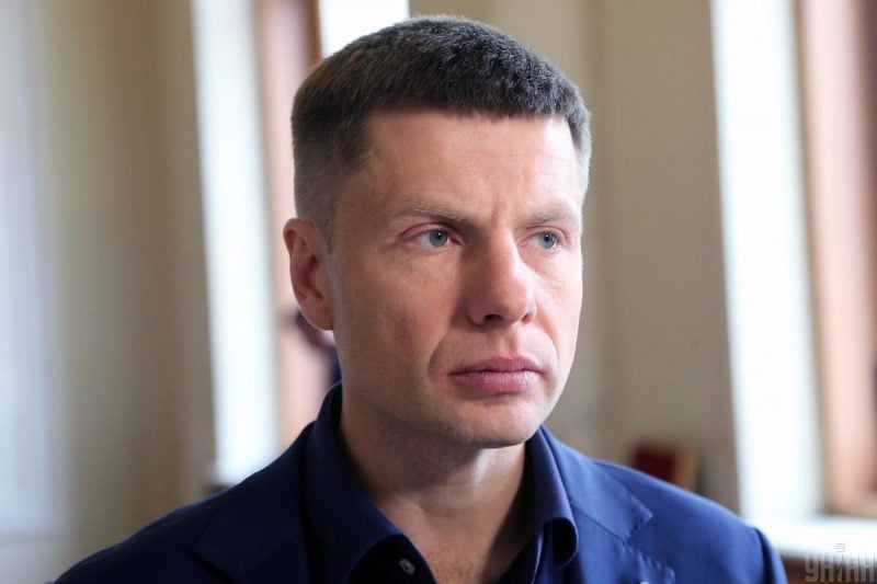 Нардепа Гончаренка вигнали з фракції через заклик іти на поступки Росії